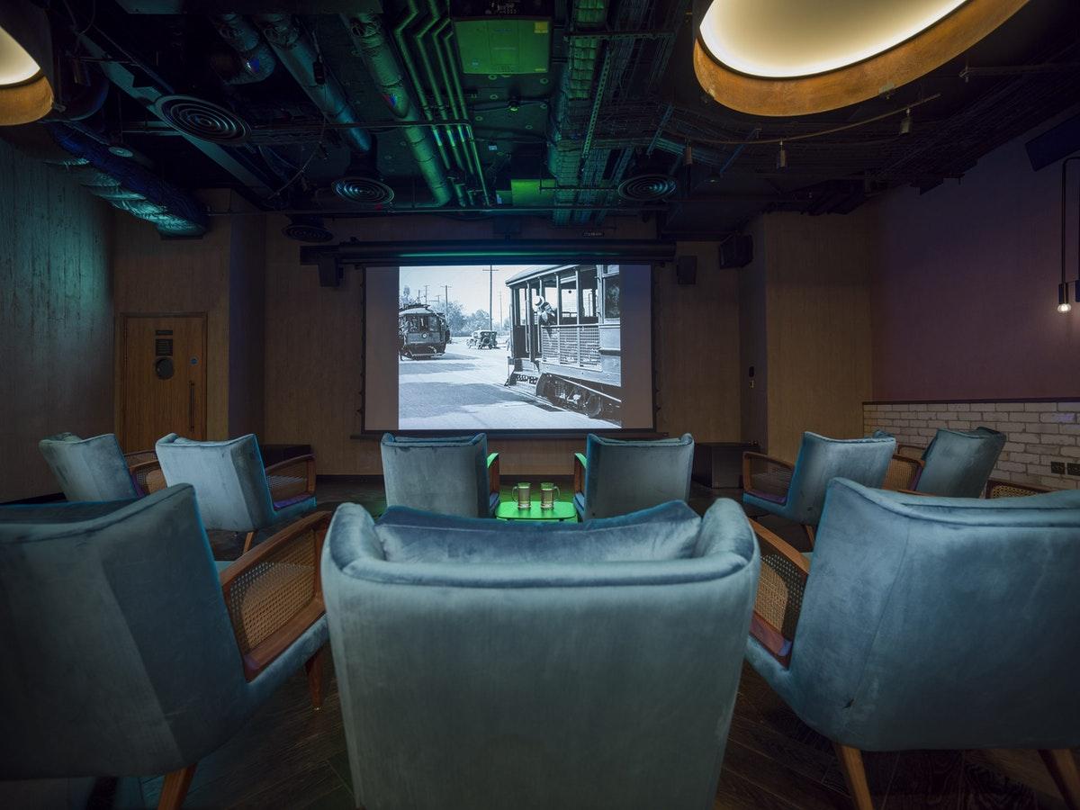 Middle Eight - Covent Garden - Preferred Hotels And Resorts Λονδίνο Εξωτερικό φωτογραφία The 2018-built cinema