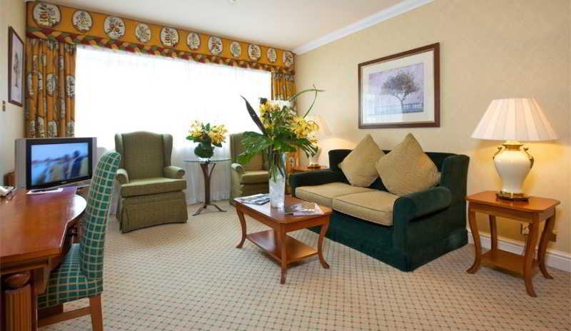Middle Eight - Covent Garden - Preferred Hotels And Resorts Λονδίνο Εξωτερικό φωτογραφία A suite at the hotel